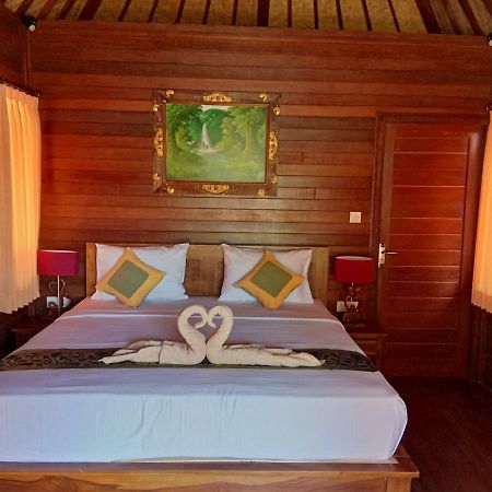 Svaha Nusa Guest House Nusa Lembongan  Bagian luar foto