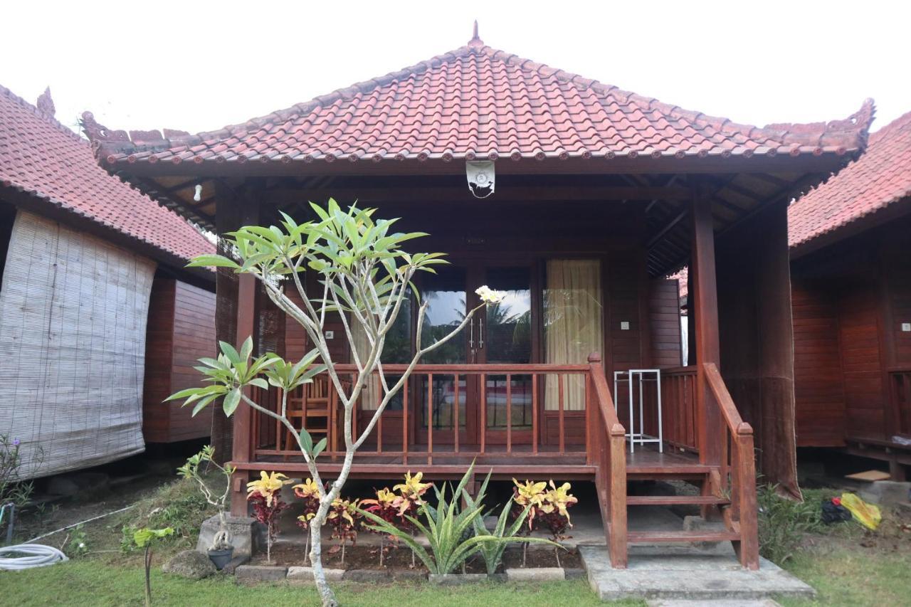 Svaha Nusa Guest House Nusa Lembongan  Bagian luar foto