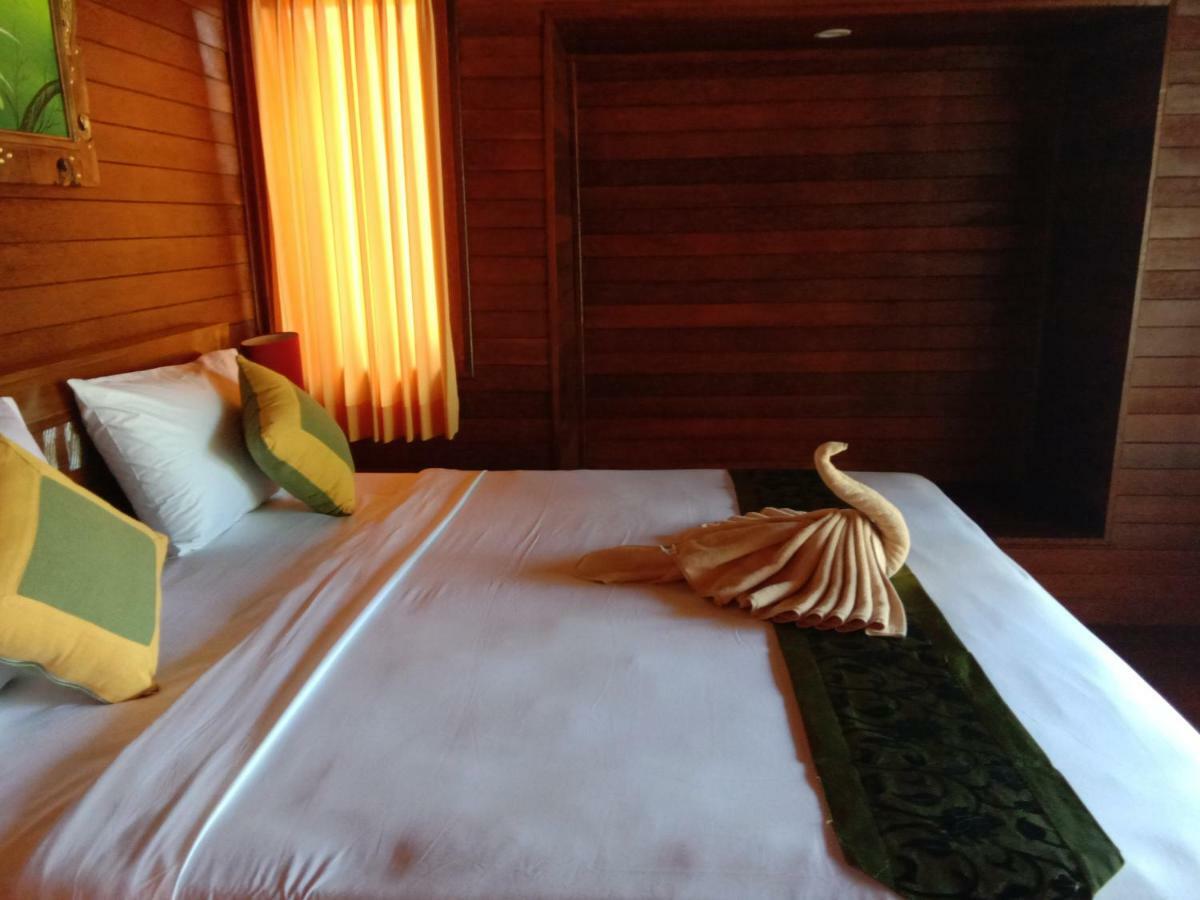 Svaha Nusa Guest House Nusa Lembongan  Bagian luar foto