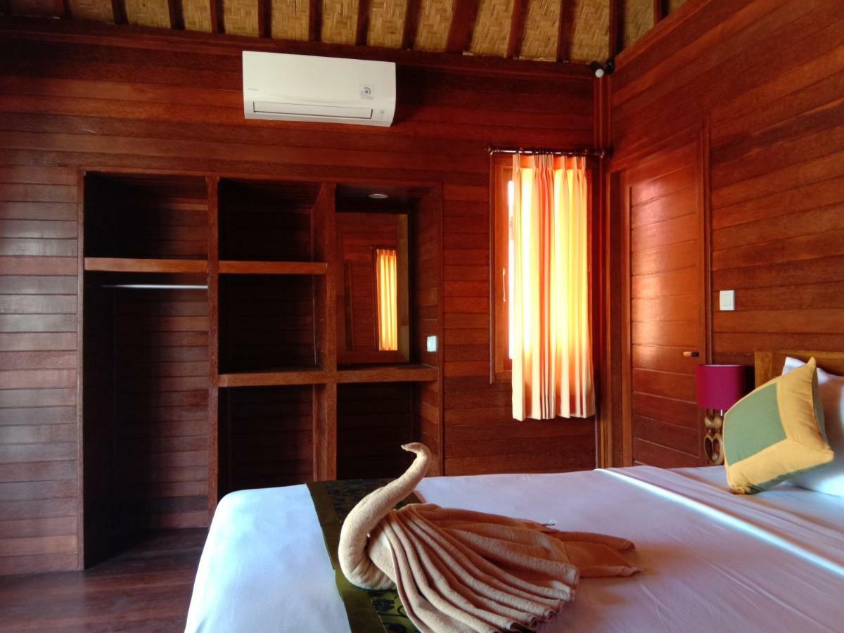 Svaha Nusa Guest House Nusa Lembongan  Bagian luar foto