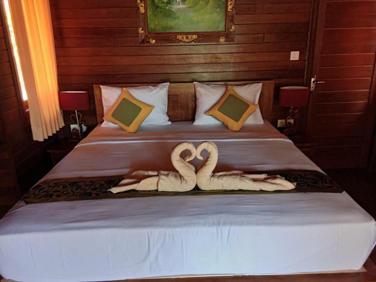 Svaha Nusa Guest House Nusa Lembongan  Bagian luar foto