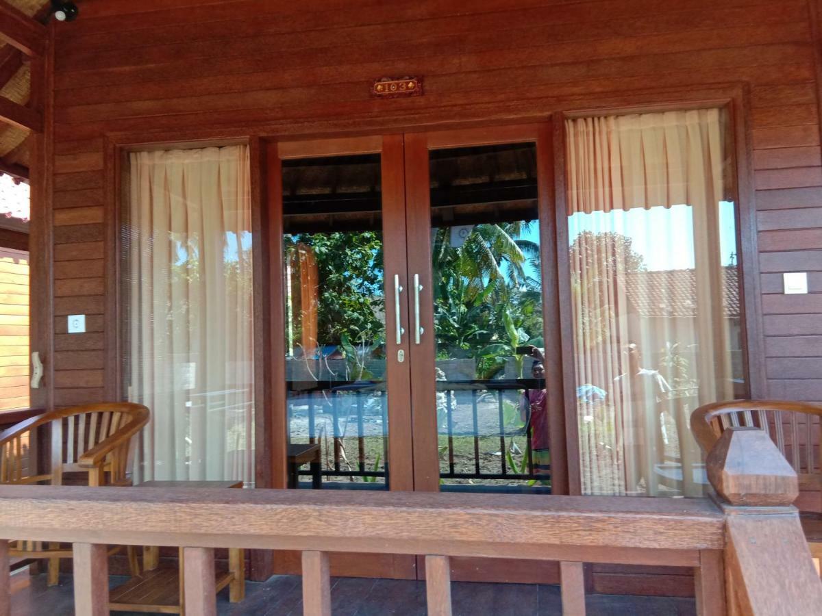 Svaha Nusa Guest House Nusa Lembongan  Bagian luar foto