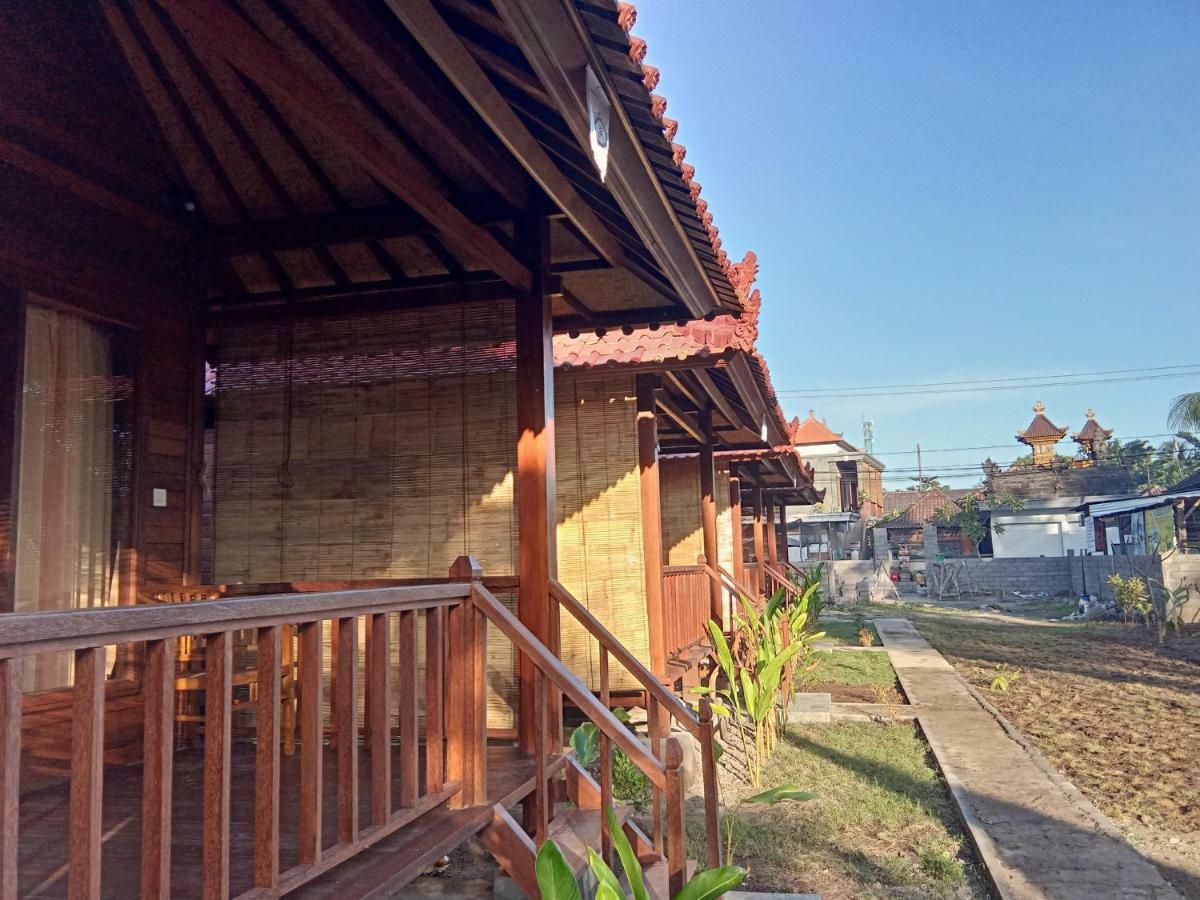 Svaha Nusa Guest House Nusa Lembongan  Bagian luar foto