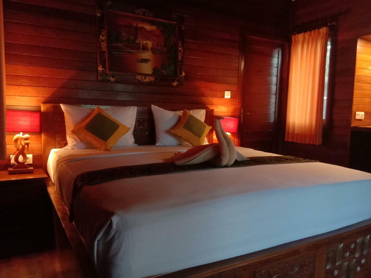 Svaha Nusa Guest House Nusa Lembongan  Bagian luar foto