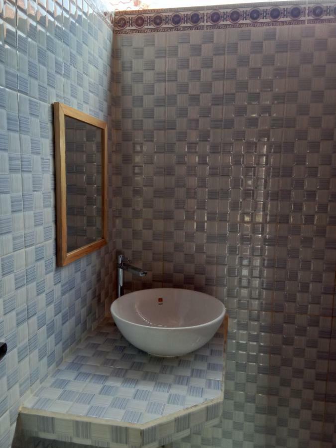 Svaha Nusa Guest House Nusa Lembongan  Bagian luar foto