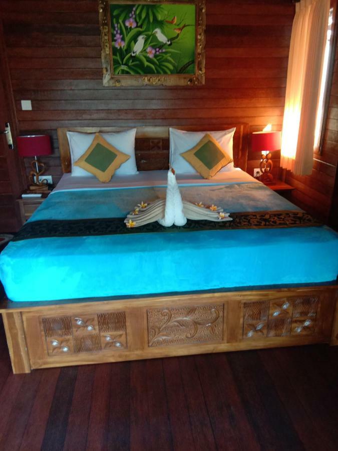 Svaha Nusa Guest House Nusa Lembongan  Bagian luar foto